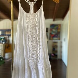 Rip Curl White Textured Fabric Top